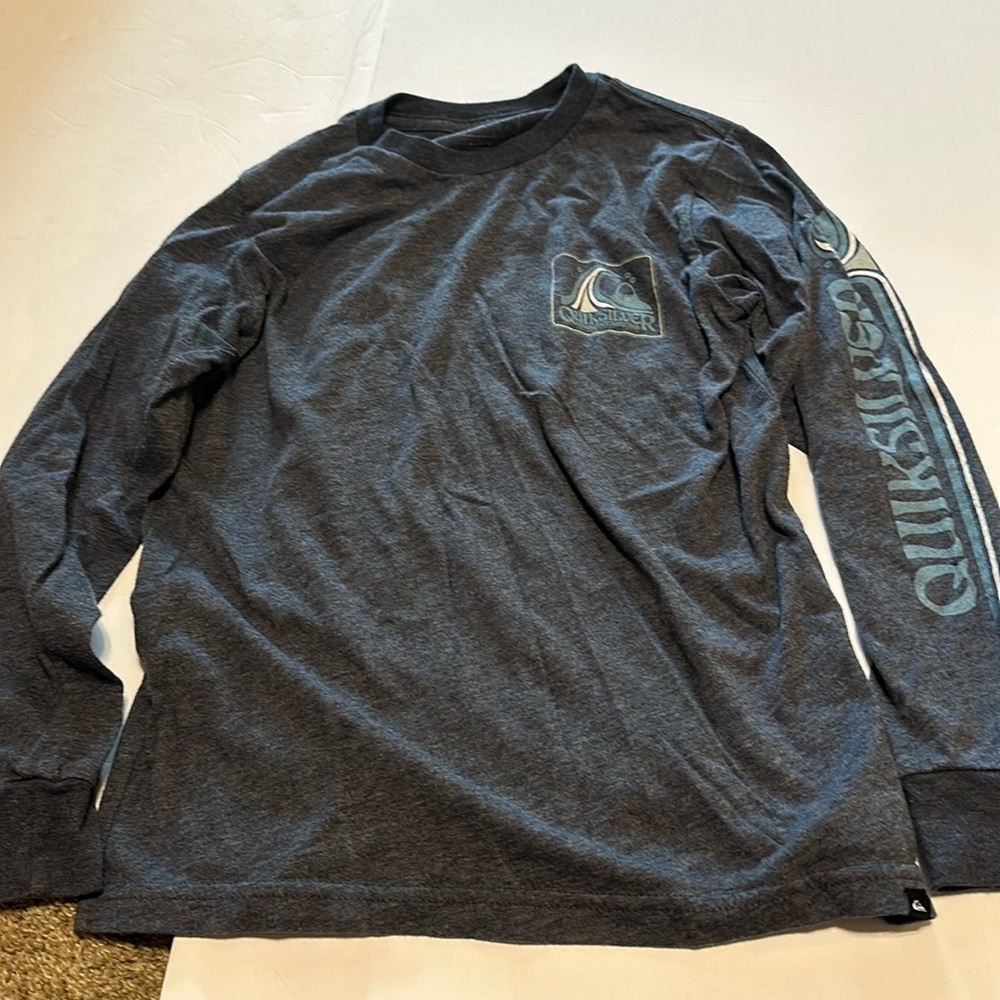 Quicksilver long sleeve shirt